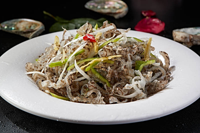 凉拌葱香鱼皮图片