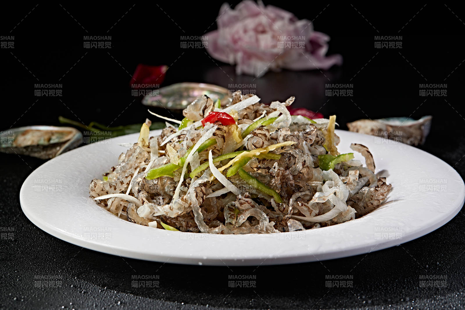 凉拌葱香鱼皮图片