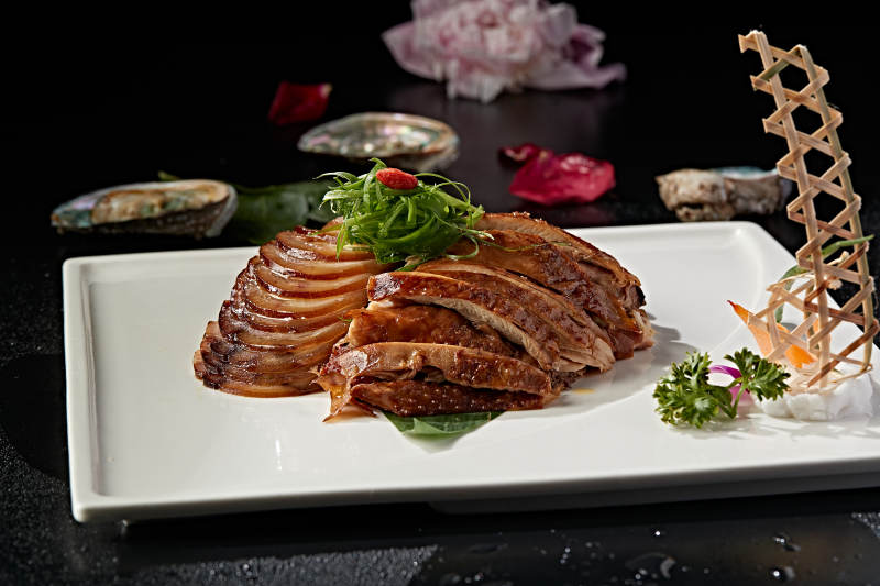 肘花熏鸡双拼图片