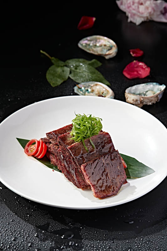 五香酱牛肉切片图片