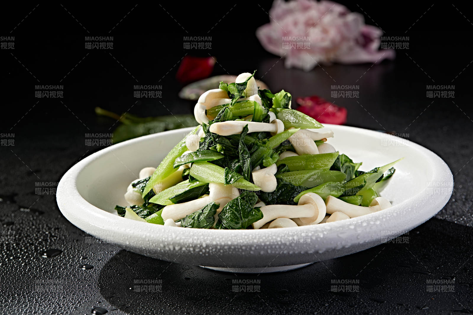 菜心小炒白玉菇图片