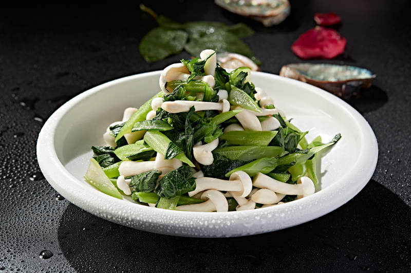 菜心小炒白玉菇图片
