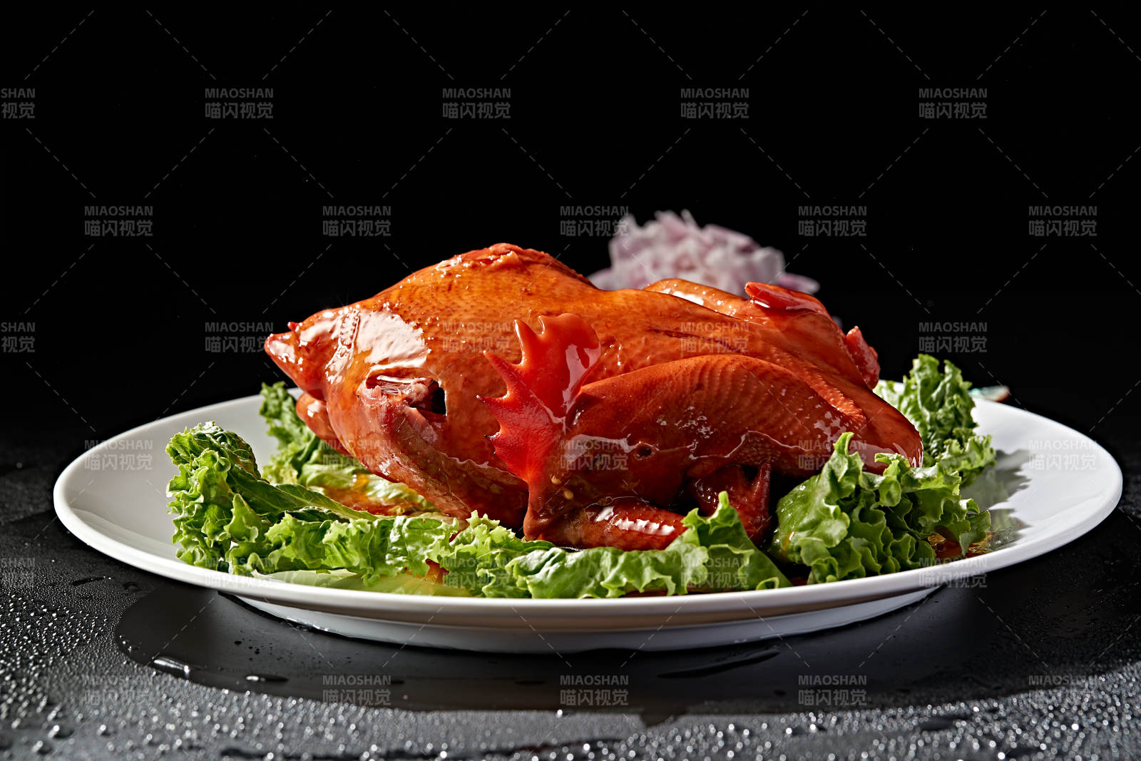 浇汁红扒鸡图片