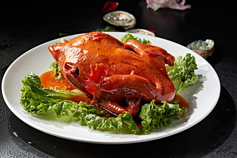 浇汁红扒鸡图片