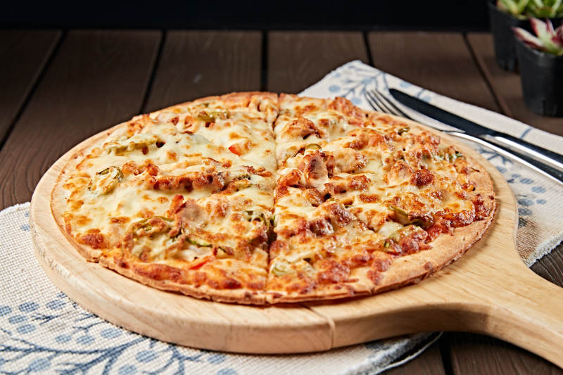 意大利芝士蔬菜培根披萨图片