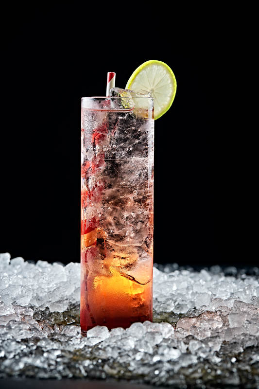 调制含酒精类饮品青柠雪碧人头马VSOP图片