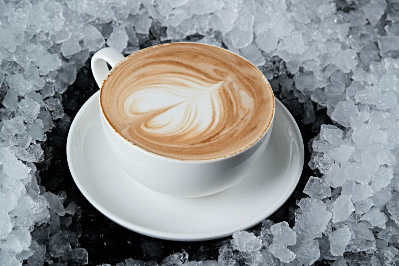美式拉花卡布奇诺咖啡图片