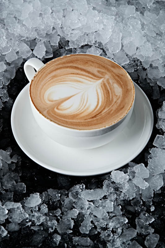 美式拉花卡布奇诺咖啡图片