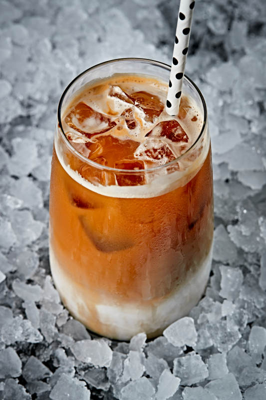 美式雪顶奶油冰咖啡图片