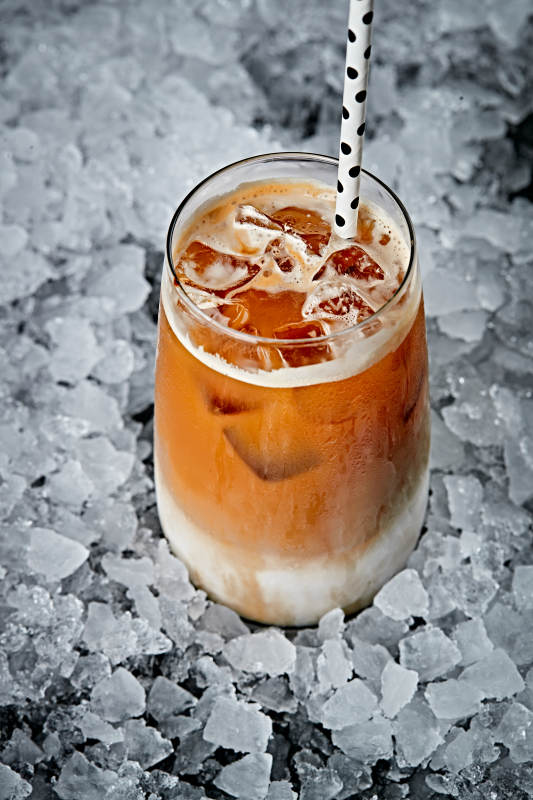 美式雪顶奶油冰咖啡图片