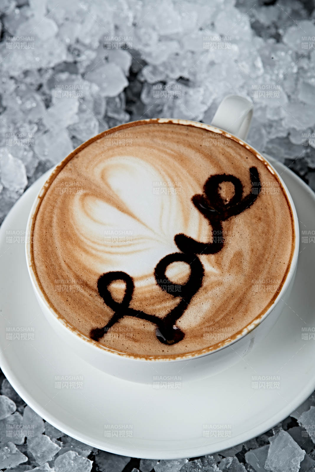 美式拉花卡布奇诺咖啡图片
