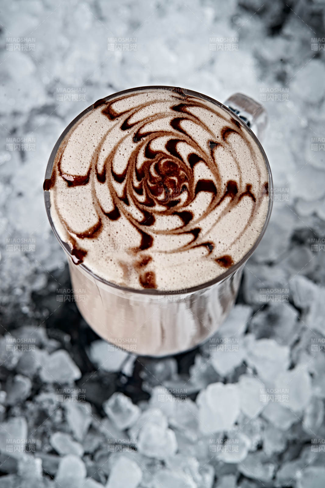 美式拉花卡布奇诺咖啡图片