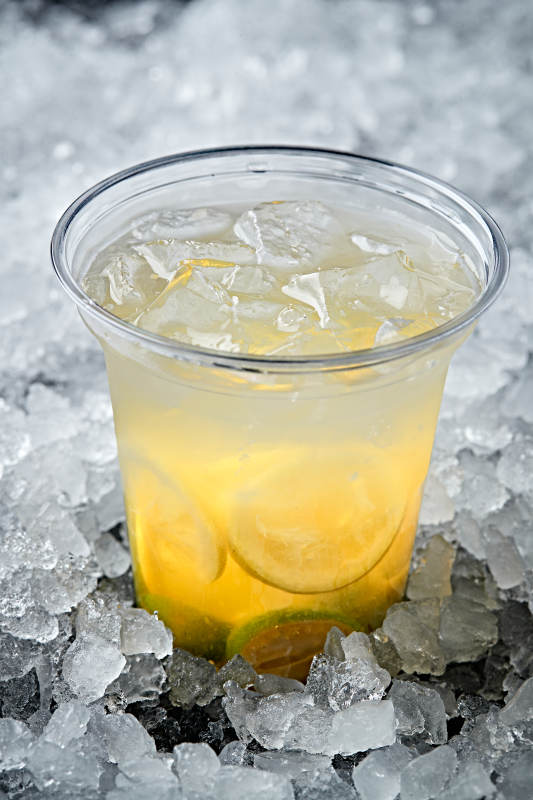 调制含酒精类饮品图片