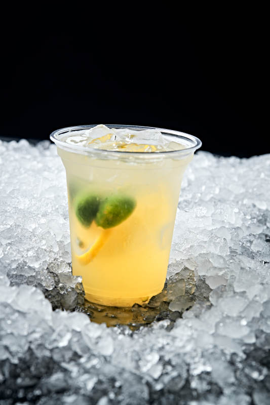 调制含酒精类饮品图片