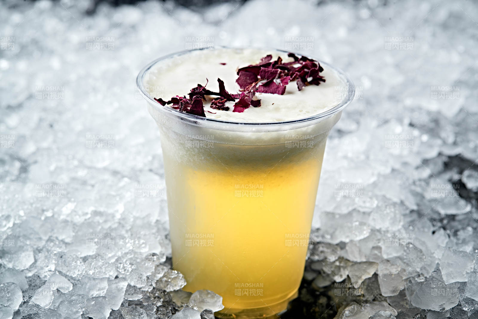 调制含酒精类饮品图片