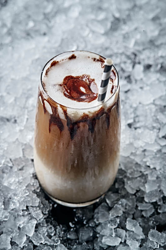 美式雪顶奶油冰咖啡图片