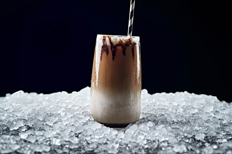 美式雪顶奶油冰咖啡图片