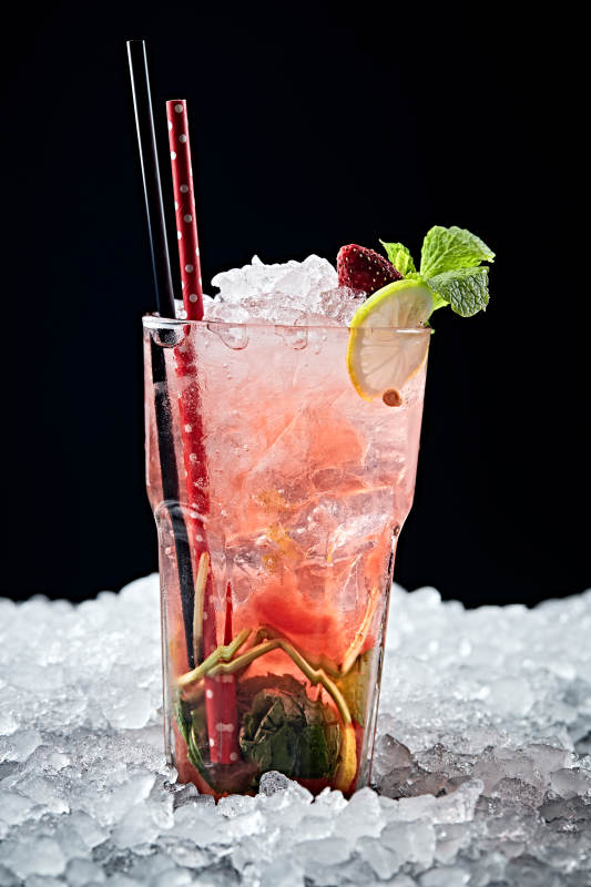 调制含酒精类饮品图片