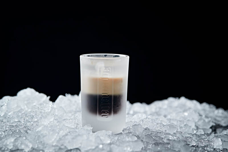 美式雪顶奶油烈酒百利甜咖啡图片