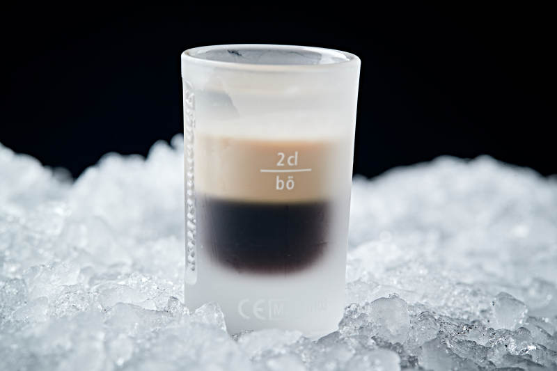 美式雪顶奶油烈酒百利甜咖啡图片