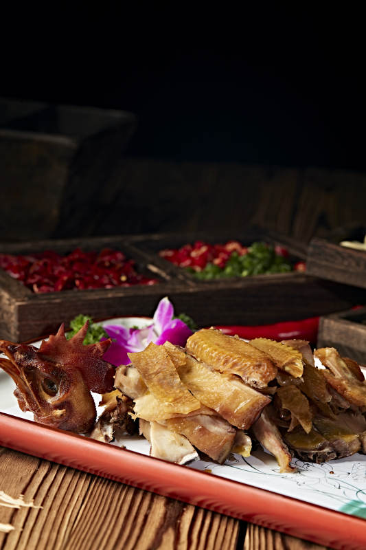 美味香酥脆皮鸡图片