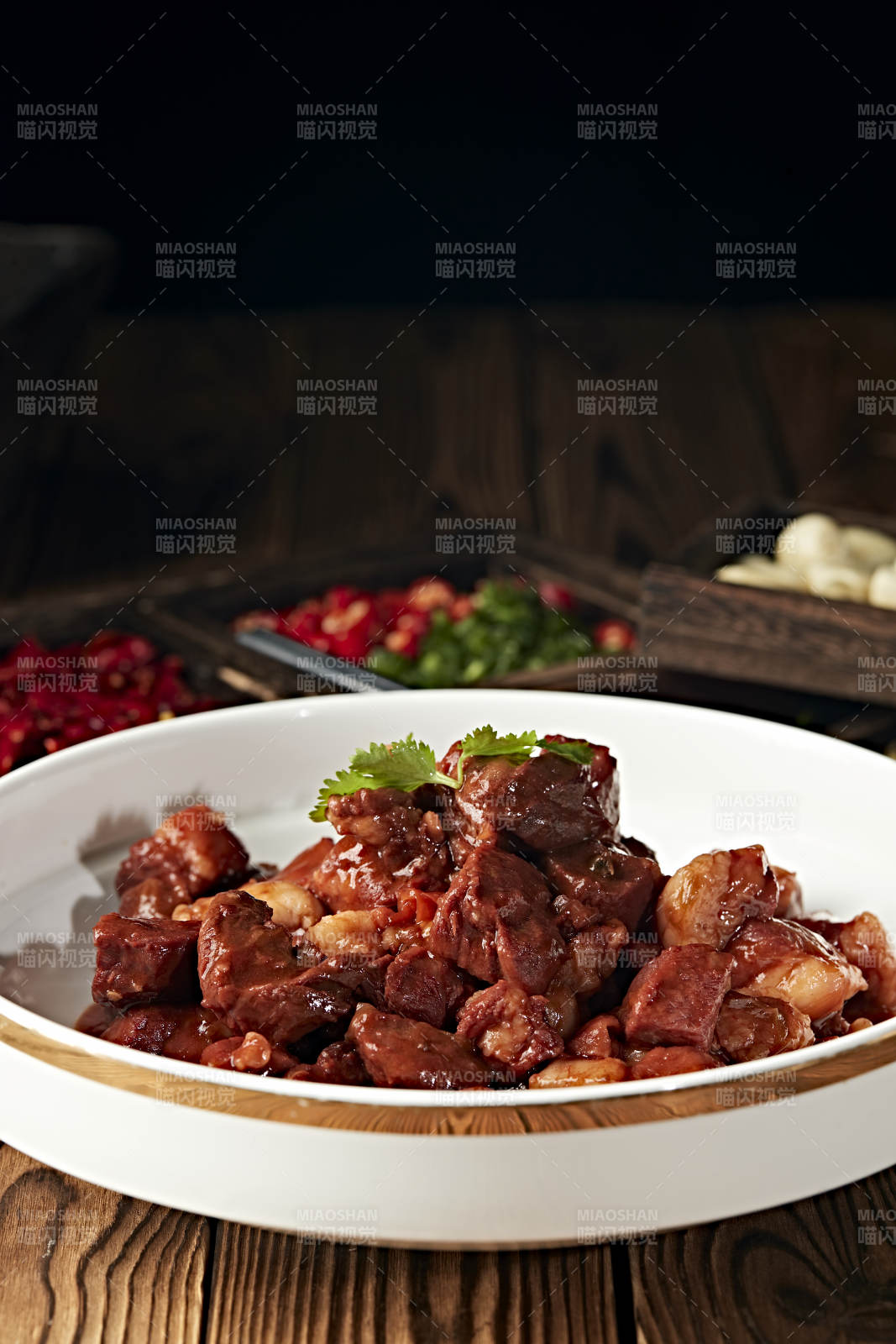 美味红烧猪梅肉图片