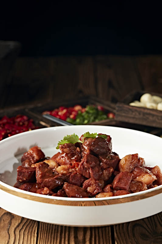 美味红烧猪梅肉图片