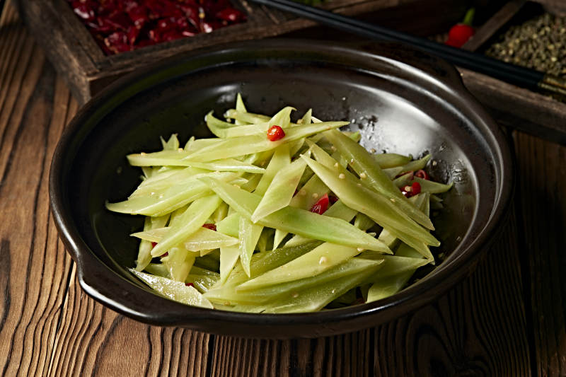 砂锅米椒莴笋片图片