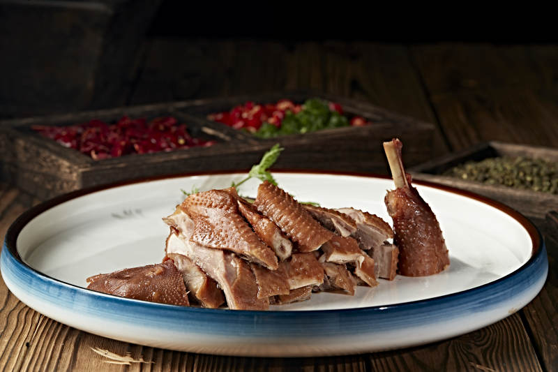 半只切块熏鸡图片
