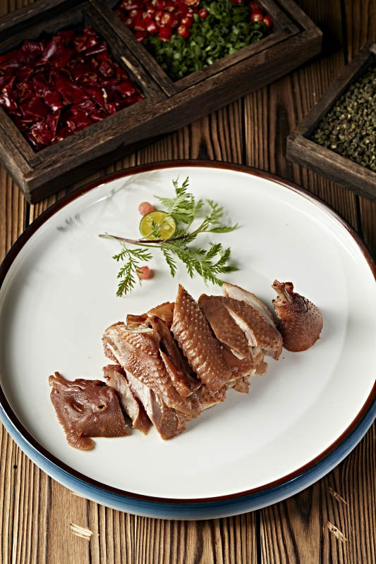 半只切块熏鸡图片