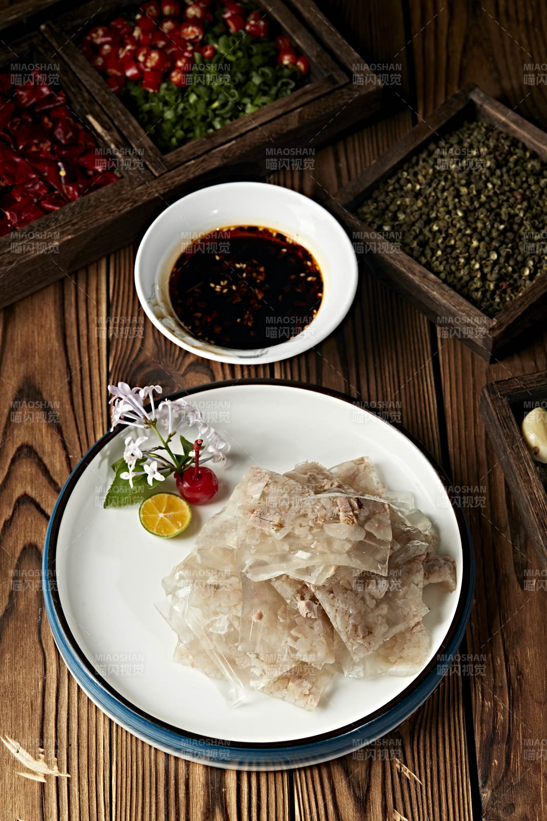 水晶肉糜皮冻切片图片