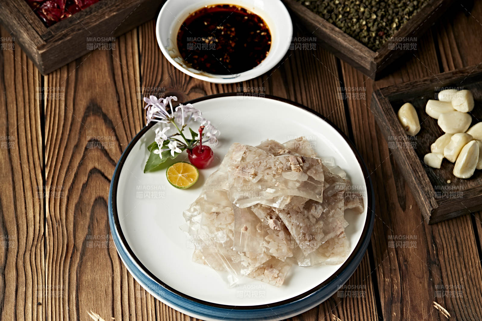 水晶肉糜皮冻切片图片