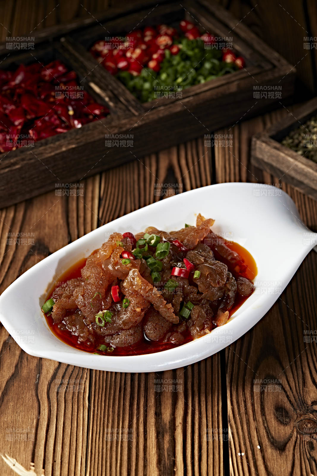 红油凉拌老醋蛰头图片