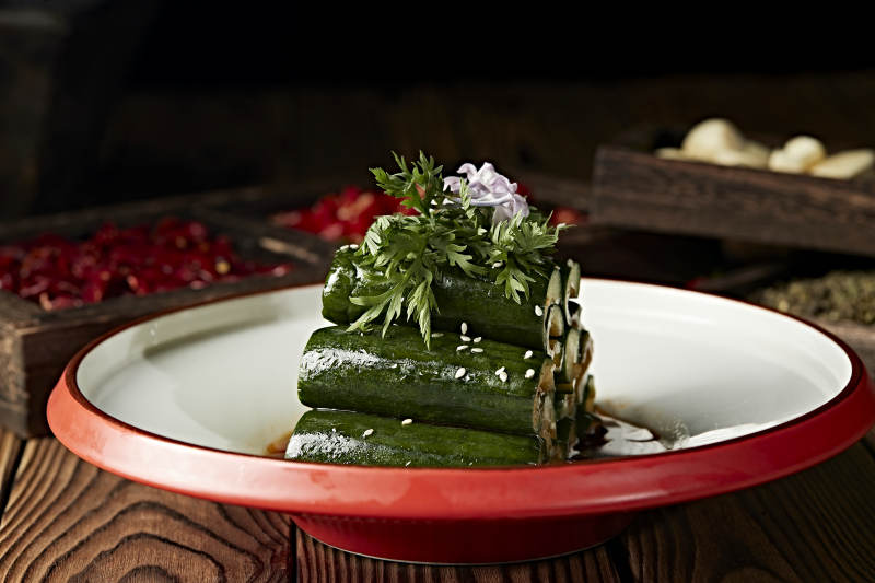 美味凉菜浇汁青瓜图片