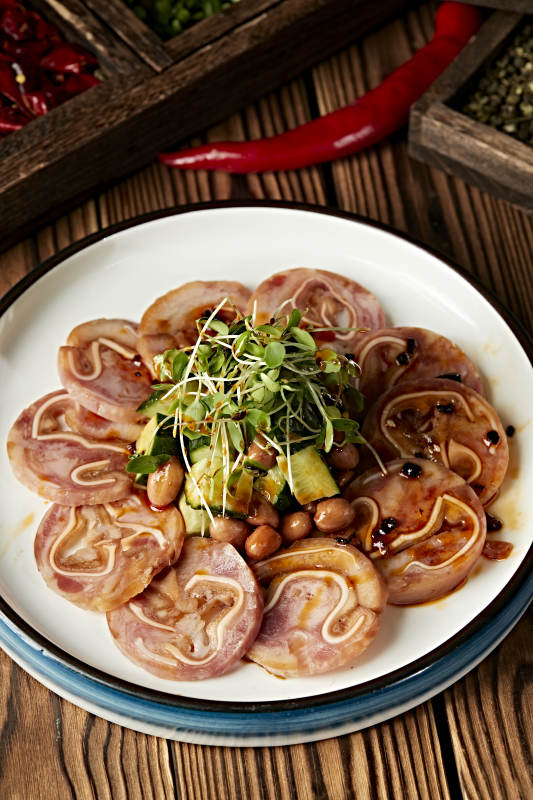 红油香辣猪耳脆图片