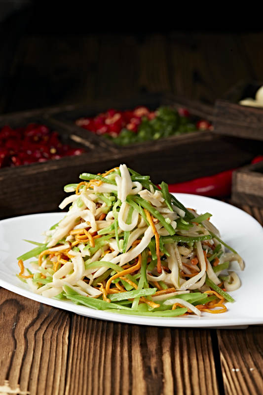 芥末油凉拌素三丝图片