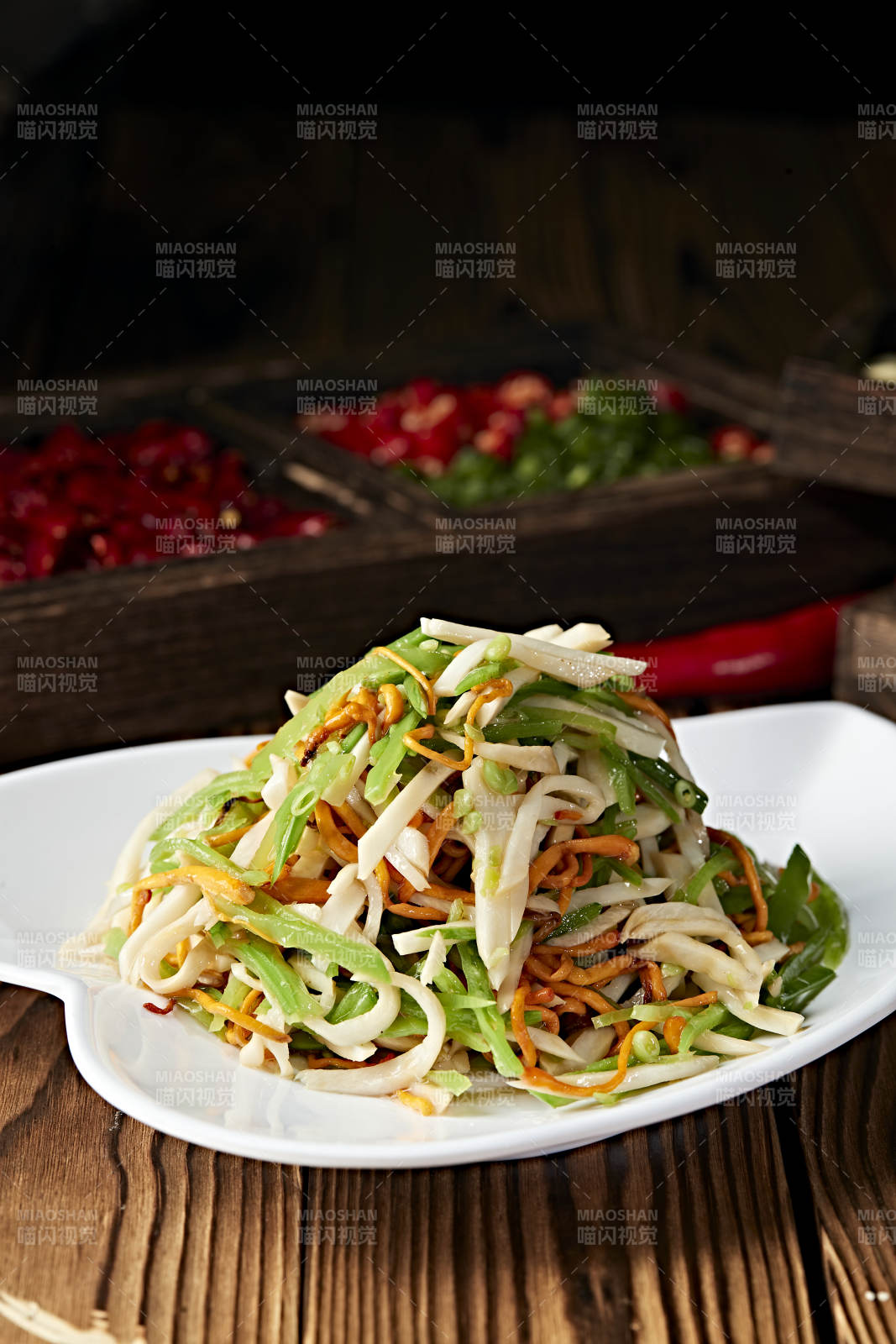 芥末油凉拌素三丝图片