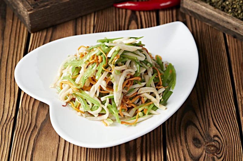 芥末油凉拌素三丝图片