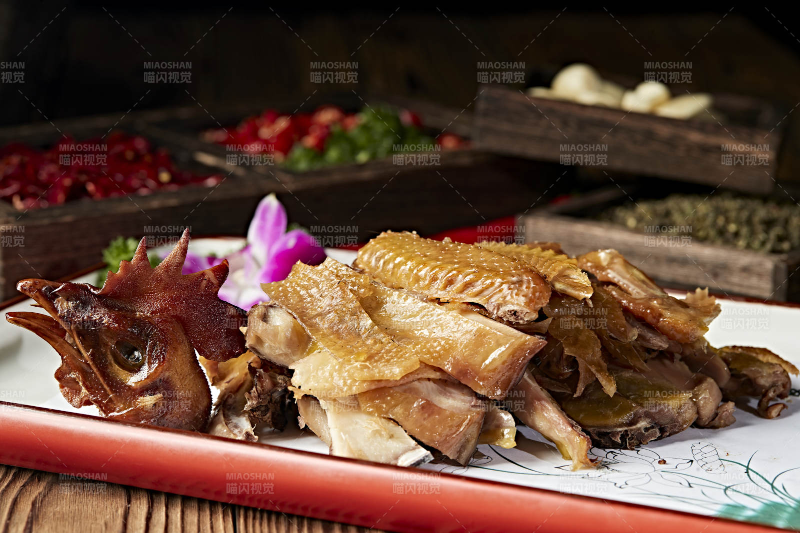 美味香酥脆皮鸡图片