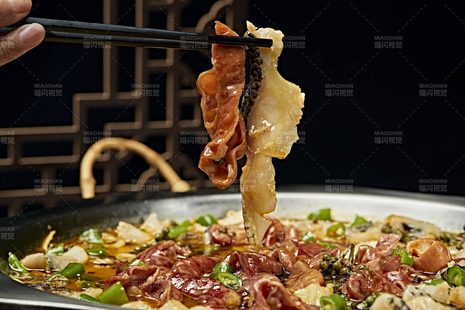 川味麻辣牛蛙香辣牛蛙干锅牛蛙肥肠牛蛙图片