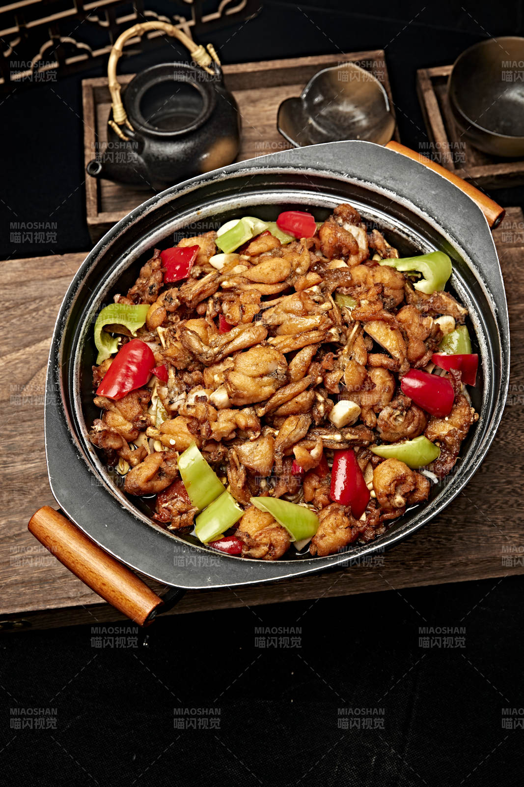 川味麻辣牛蛙香辣牛蛙干锅牛蛙肥肠牛蛙图片