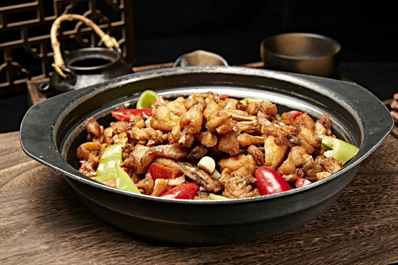 川味麻辣牛蛙香辣牛蛙干锅牛蛙肥肠牛蛙图片