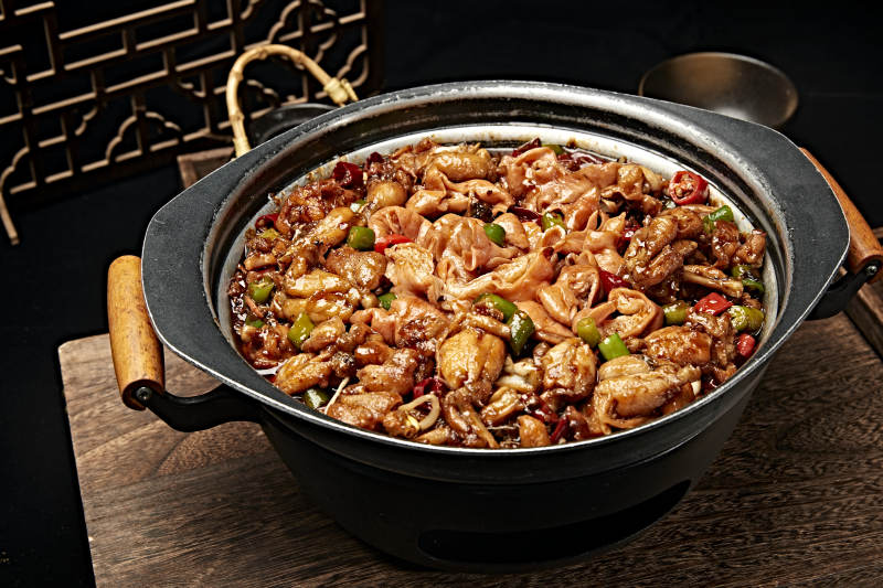 川味麻辣牛蛙香辣牛蛙干锅牛蛙肥肠牛蛙图片