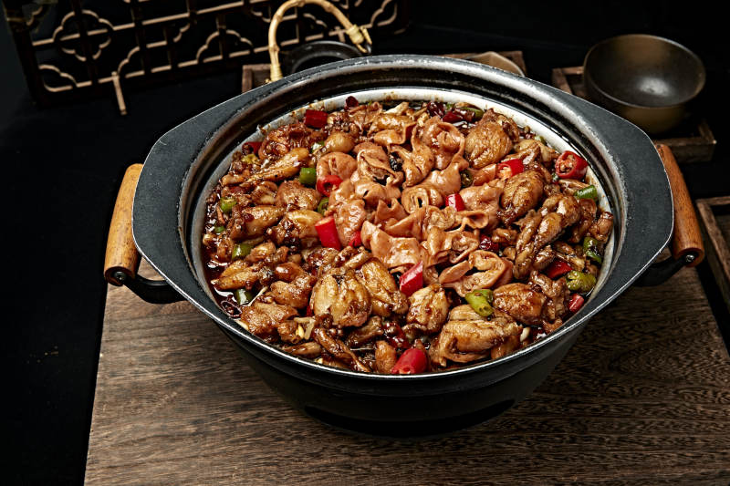 川味麻辣牛蛙香辣牛蛙干锅牛蛙肥肠牛蛙图片