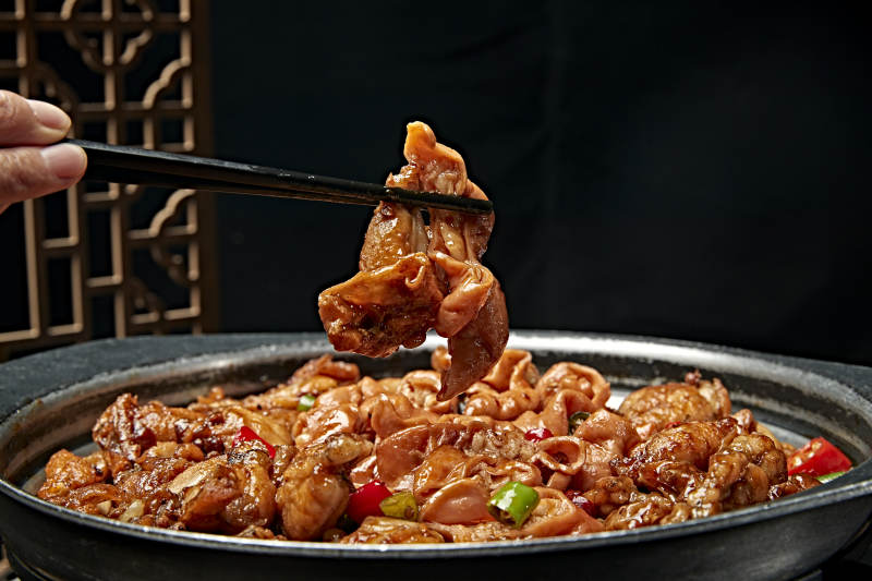 川味麻辣牛蛙香辣牛蛙干锅牛蛙肥肠牛蛙图片