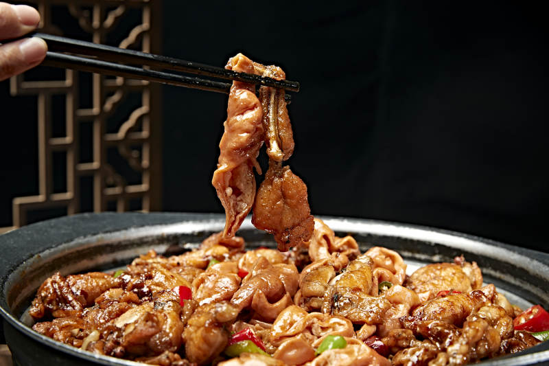 川味麻辣牛蛙香辣牛蛙干锅牛蛙肥肠牛蛙图片