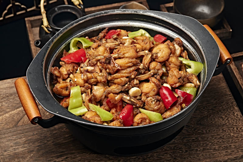 川味麻辣牛蛙香辣牛蛙干锅牛蛙肥肠牛蛙图片