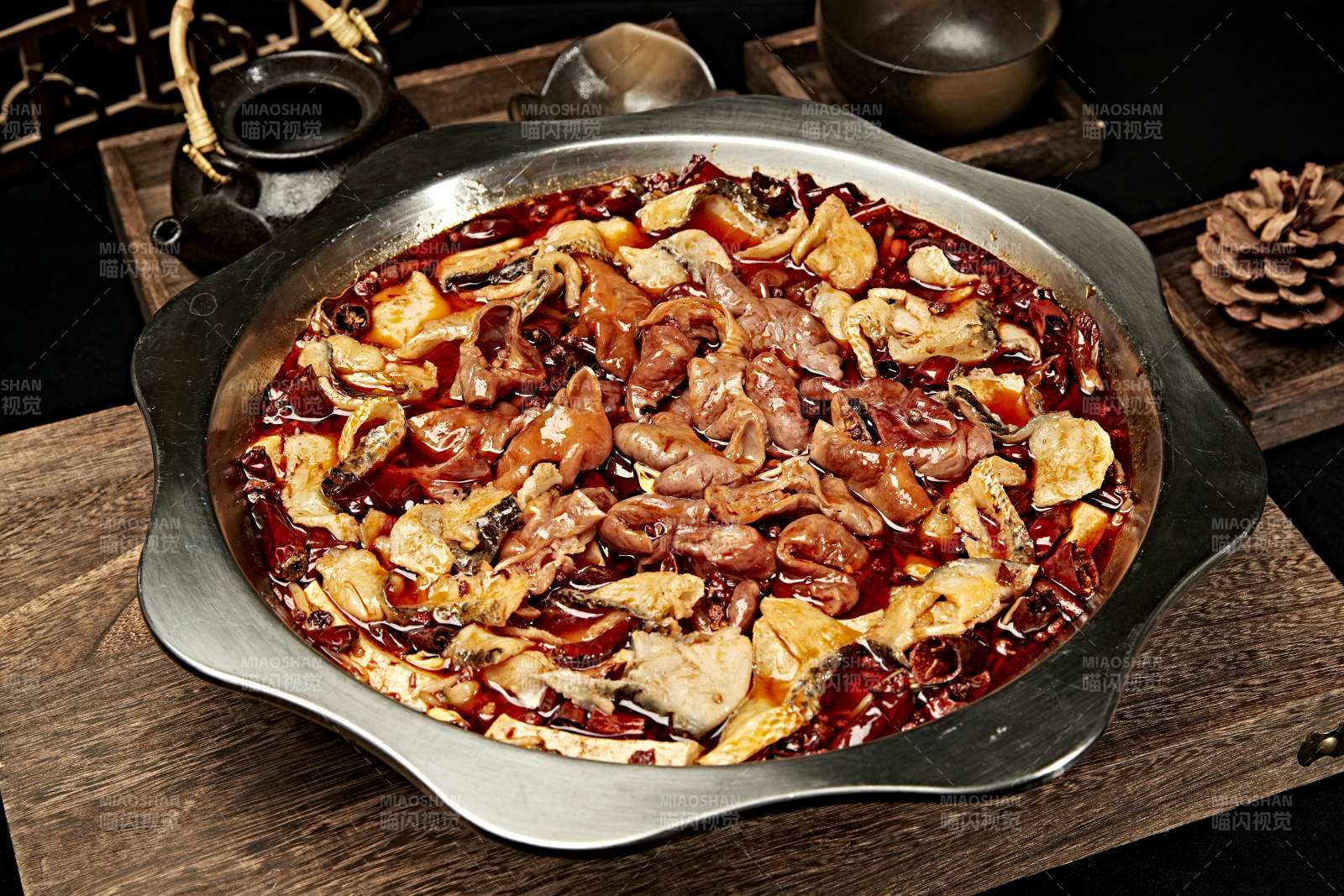 川味麻辣牛蛙香辣牛蛙干锅牛蛙肥肠牛蛙图片