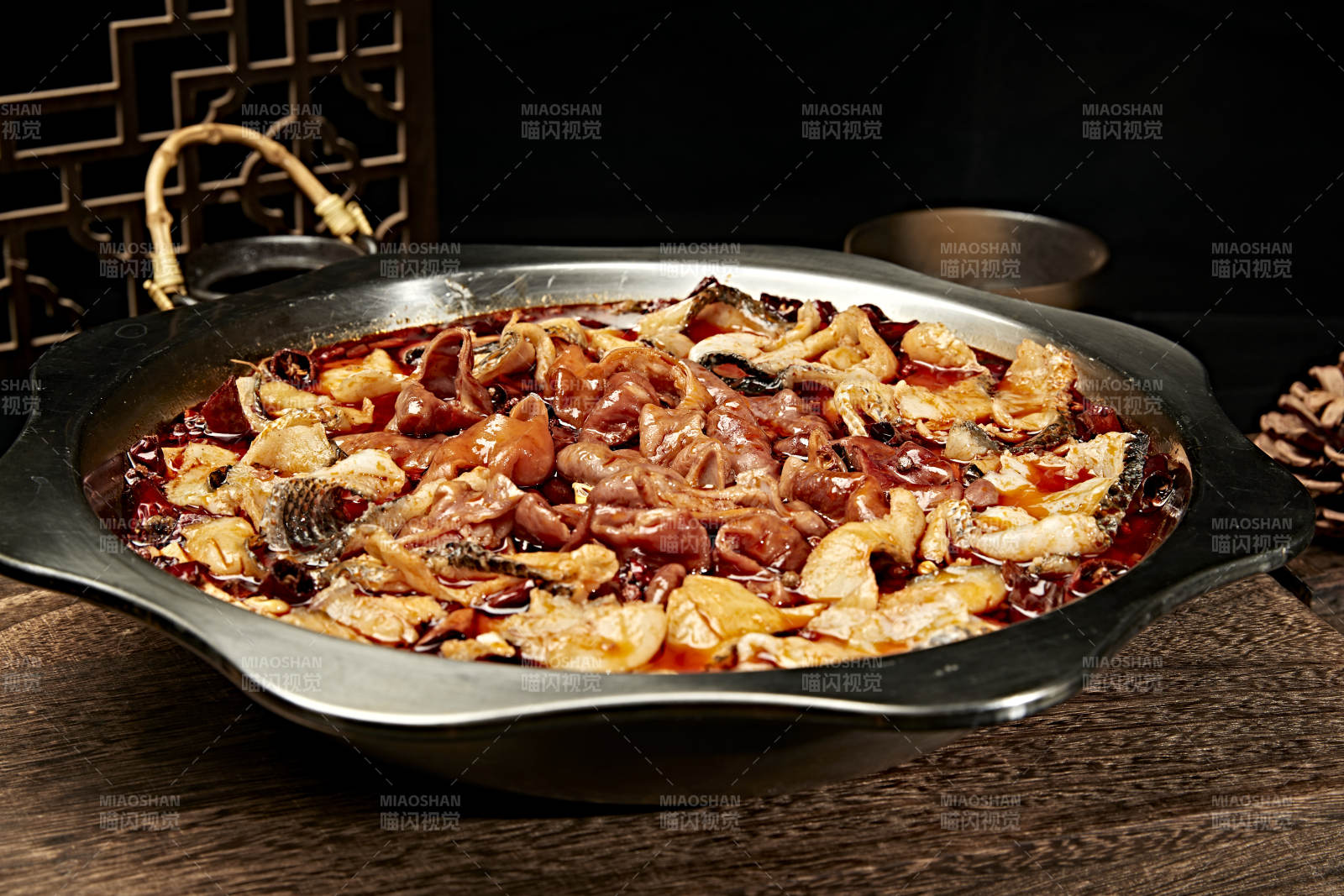 川味麻辣牛蛙香辣牛蛙干锅牛蛙肥肠牛蛙图片