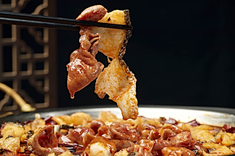 川味麻辣牛蛙香辣牛蛙干锅牛蛙肥肠牛蛙图片